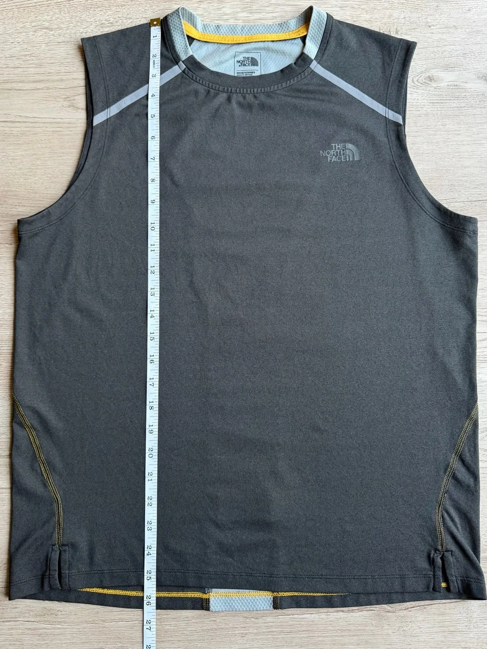 The North Face FlashDry-XD Men's Medium Sleeveless Performance Athletic Shirt